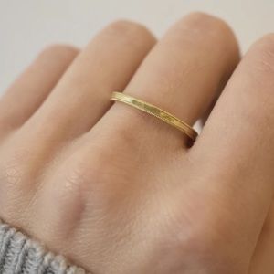 14K Gold Band